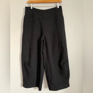 Animale Dark Gray Textured Wide Leg Barrel Cropped Pants